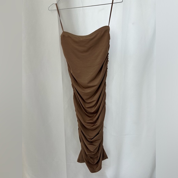 L’AGENCE Otis ruched pencil SKIRT - Picture 4 of 7